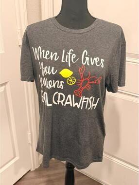 Casual Graphic T-Shirt When Life Gives You Lemons Boil Crawfish